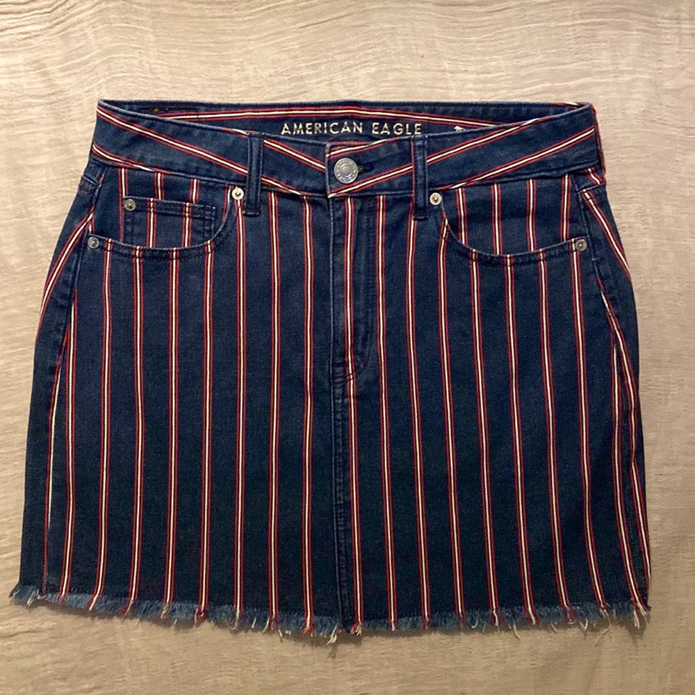 American Eagle 🦅 jean,pinstripe, hi-rise mini Skirt.